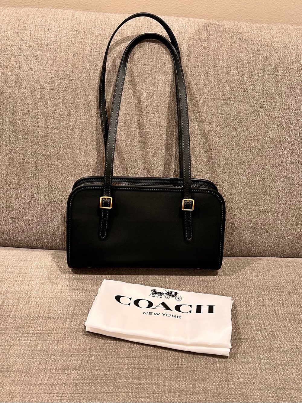 COACH Swing Zip Shoulder Bag - Picture 4 of 11